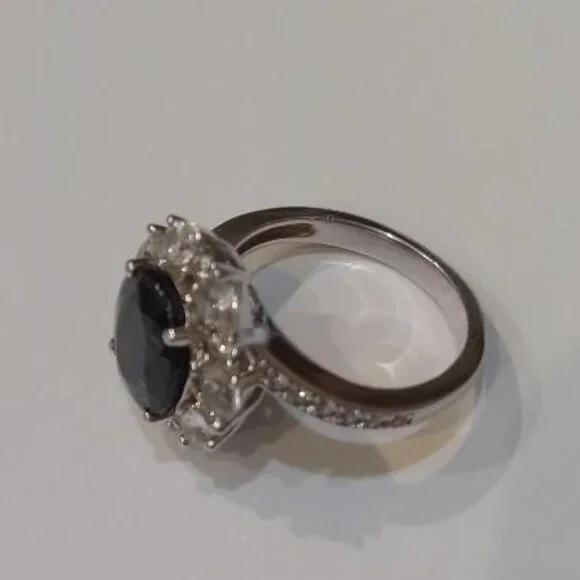 London blue topaz flower ring - Picture 8 of 11